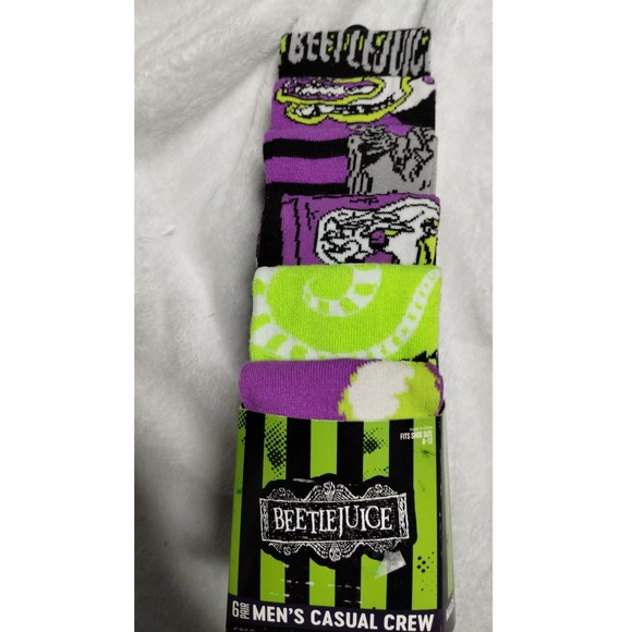 Beetlejuice Men's Crew Socks 6 Pack | Bioworld Recycled Yarn Halloween Gift - Picture 3 of 7